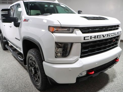 Used 2022 Chevrolet Silverado 2500 LTZ w/ LTZ Plus Package AWD/4WD image 5