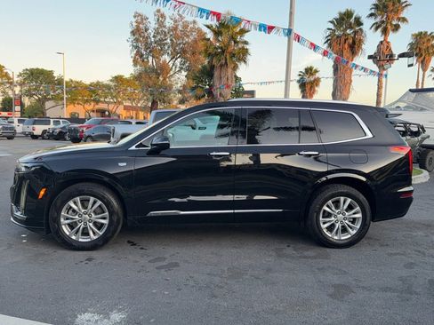 Used 2024 Cadillac XT6 Luxury image 4