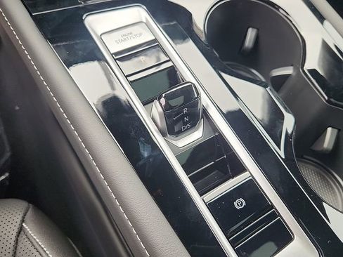 New 2026 Volkswagen Atlas Cross Sport SEL R-Line image 11