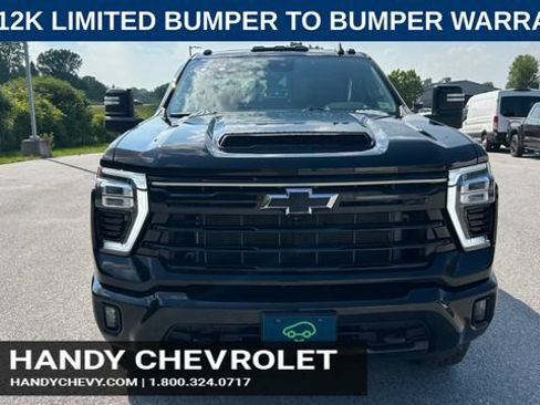 Certified 2024 Chevrolet Silverado 2500 LT w/ Midnight Edition AWD/4WD image 8