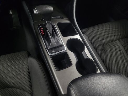 Used 2020 Kia Optima LX image 26