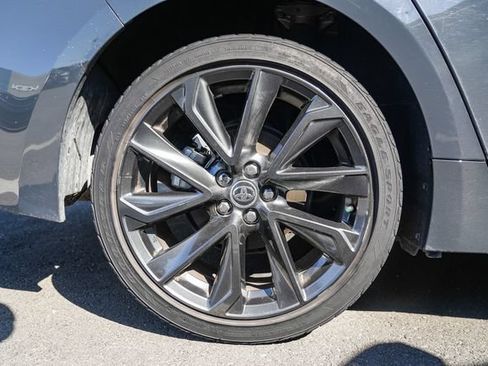 Used 2024 Toyota Corolla SE FWD image 11
