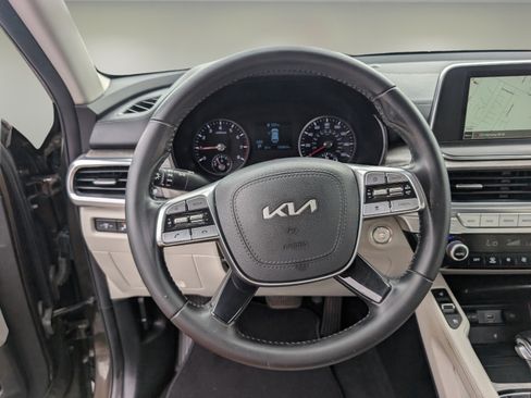 Used 2022 Kia Telluride EX w/ EX Premium Package FWD image 17