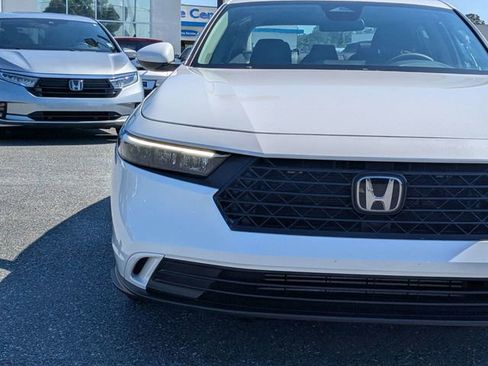 Used 2024 Honda Accord EX image 9