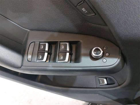 Used 2015 Audi A4 2.0T Premium Plus w/ Technology Package image 27