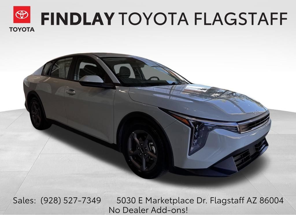 Used 2025 Kia K4 FWD image 1