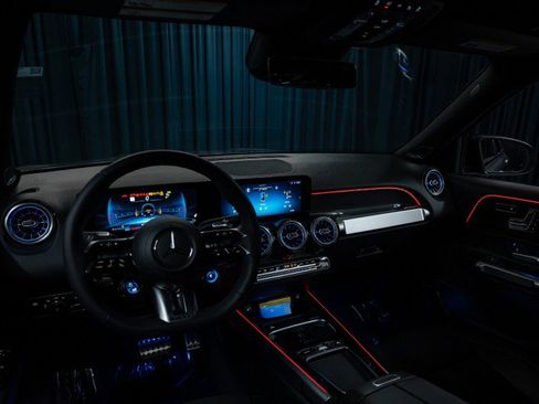 Certified 2026 Mercedes-Benz GLB 35 AMG 4MATIC image 28