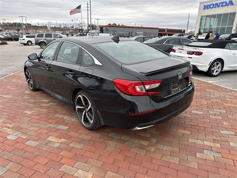 Used 2022 Honda Accord Sport image 6