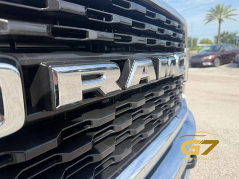 Used 2024 RAM 3500 Big Horn AWD/4WD image 3