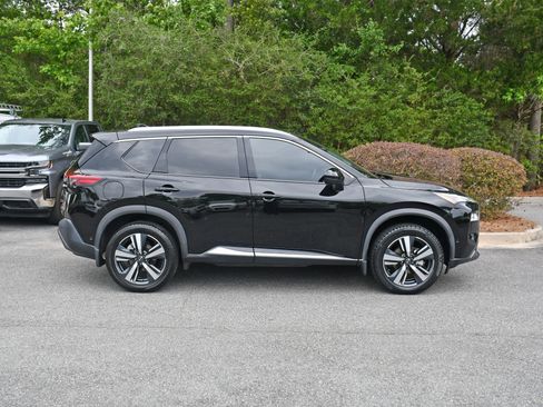 Used 2023 Nissan Rogue SL w/ SL Premium Package FWD image 5