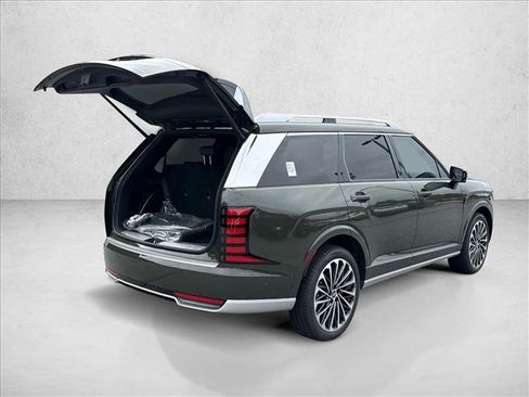 Used 2026 Hyundai Palisade Calligraphy AWD/4WD image 2