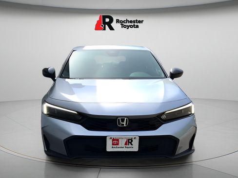 Used 2025 Honda Civic Sport image 2