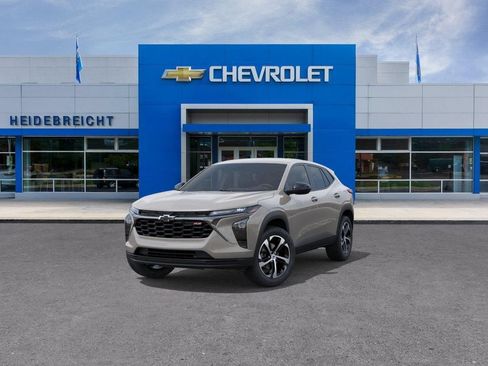 New 2026 Chevrolet Trax RS w/ Driver Confidence Package FWD image 8