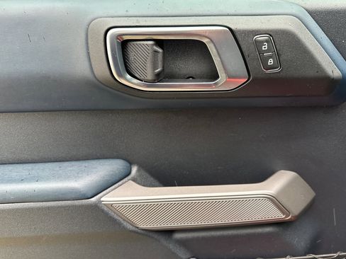 Certified 2022 Ford Bronco Outer Banks image 11