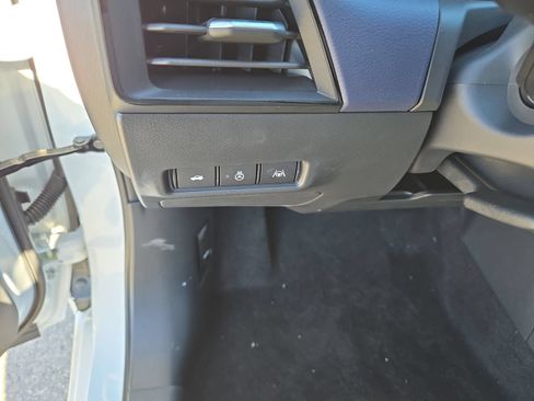 New 2026 Nissan Sentra SL w/ Floor Mat Package FWD image 19
