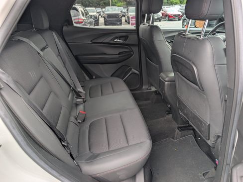 Used 2022 Chevrolet TrailBlazer RS AWD/4WD image 12