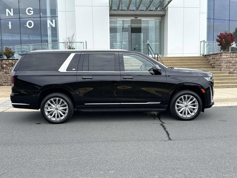 Used 2024 Cadillac Escalade ESV Premium Luxury w/ LPO, Floor Liner Package AWD/4WD image 4