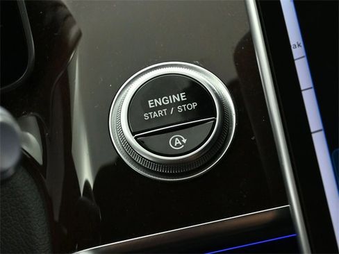 Used 2021 Mercedes-Benz S 580 4MATIC Sedan image 50