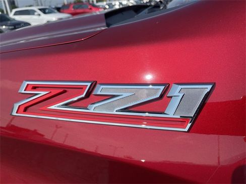 Used 2021 Chevrolet Silverado 1500 LT Trail Boss image 3