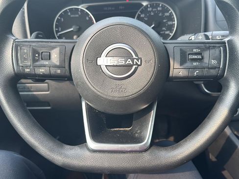 Used 2023 Nissan Rogue S AWD/4WD image 12