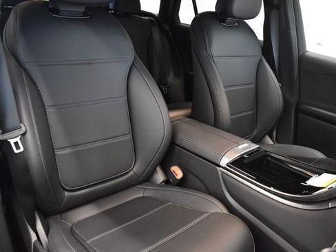New 2026 Mercedes-Benz GLC 300 4MATIC image 6