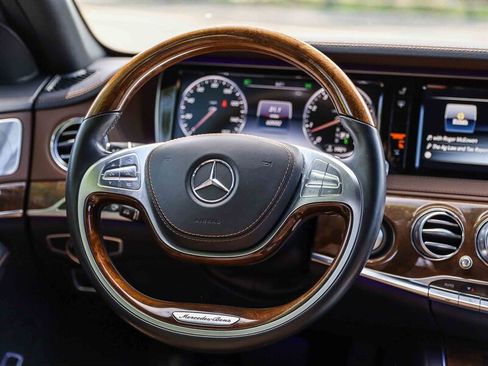 Used 2016 Mercedes-Benz S 550 4MATIC Sedan image 19