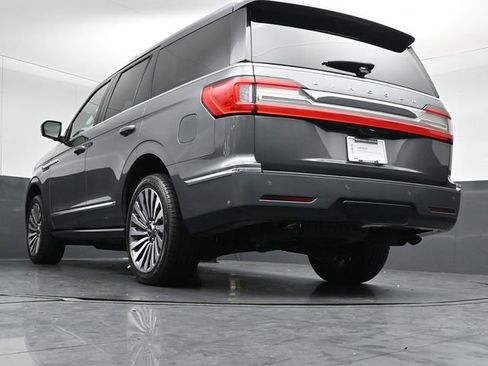 Certified 2021 Lincoln Navigator Reserve w/ Luxury Package AWD/4WD image 44