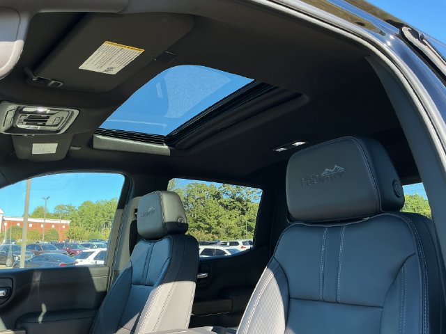 Used 2022 Chevrolet Silverado 1500 High Country AWD/4WD image 21