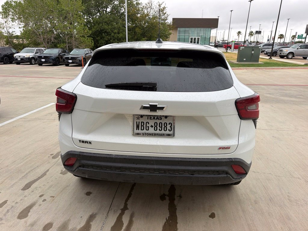 Used 2025 Chevrolet Trax RS w/ Driver Confidence Package FWD image 7
