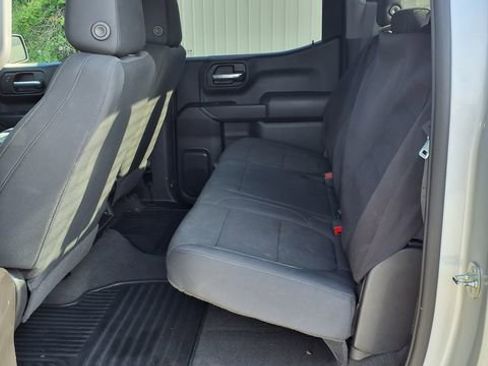 Used 2021 Chevrolet Silverado 1500 Custom Trail Boss w/ LPO, Dark Essentials Package AWD/4WD image 13