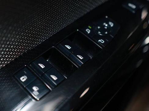 Used 2023 BMW 740i 740i image 26