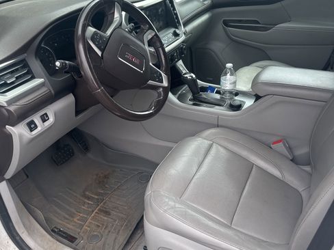 Used 2018 GMC Acadia SLT image 10