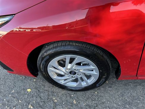 Certified 2025 Subaru Impreza 2.0i image 10