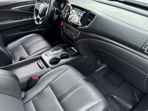 Used 2022 Honda Passport TrailSport image 33