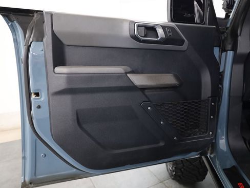 Used 2022 Ford Bronco Black Diamond w/ Sasquatch Package image 10