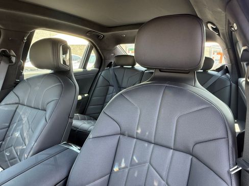 New 2026 BMW 740i w/ Premium Package RWD image 21