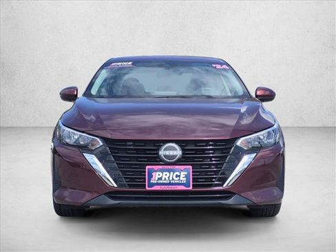 Used 2024 Nissan Sentra SV FWD image 2