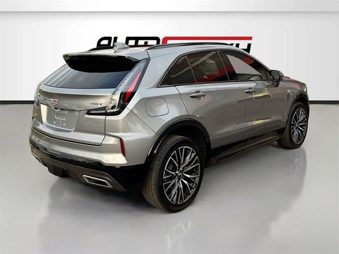 Used 2025 Cadillac XT4 Sport image 7