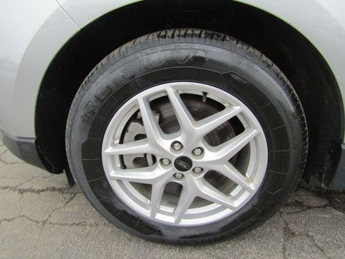 Used 2024 Ford Edge SEL image 24