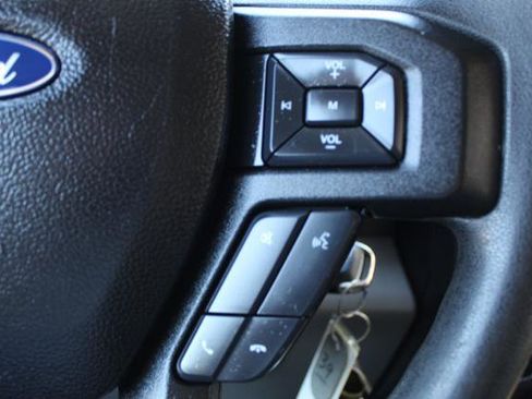 Used 2017 Ford F150 XLT w/ Trailer Tow Package image 17