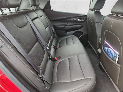 Certified 2023 Chevrolet Bolt LT w/ Infotainment Package FWD image 25