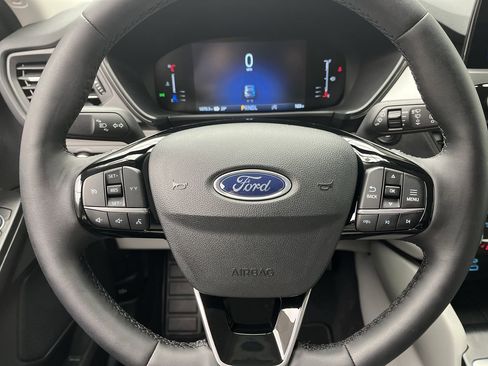 Used 2023 Ford Escape Active image 14