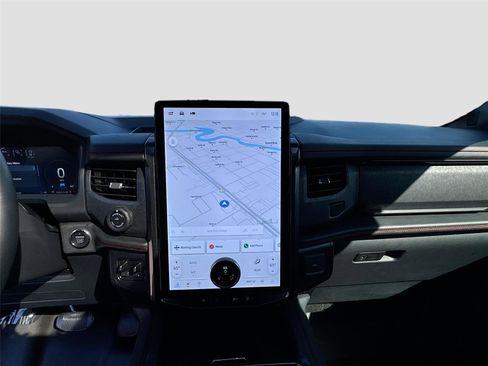 Used 2024 Ford Expedition Limited image 14