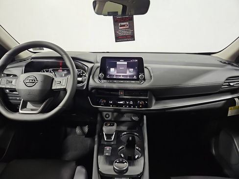 New 2026 Nissan Rogue Dark Armor AWD/4WD image 13