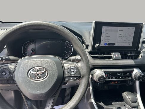 Used 2024 Toyota RAV4 XLE FWD image 25