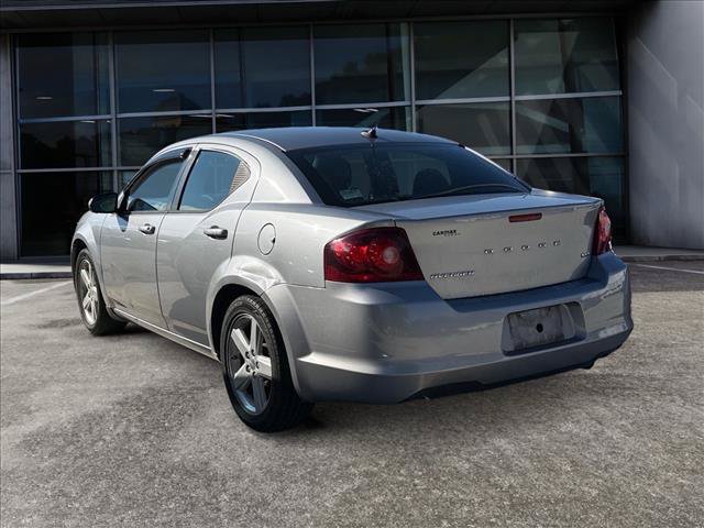 Used 2013 Dodge Avenger SXT FWD image 3