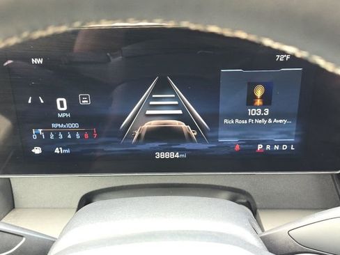 Used 2024 Chevrolet Traverse LT FWD image 26