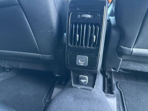 Used 2024 Jeep Compass Limited image 43