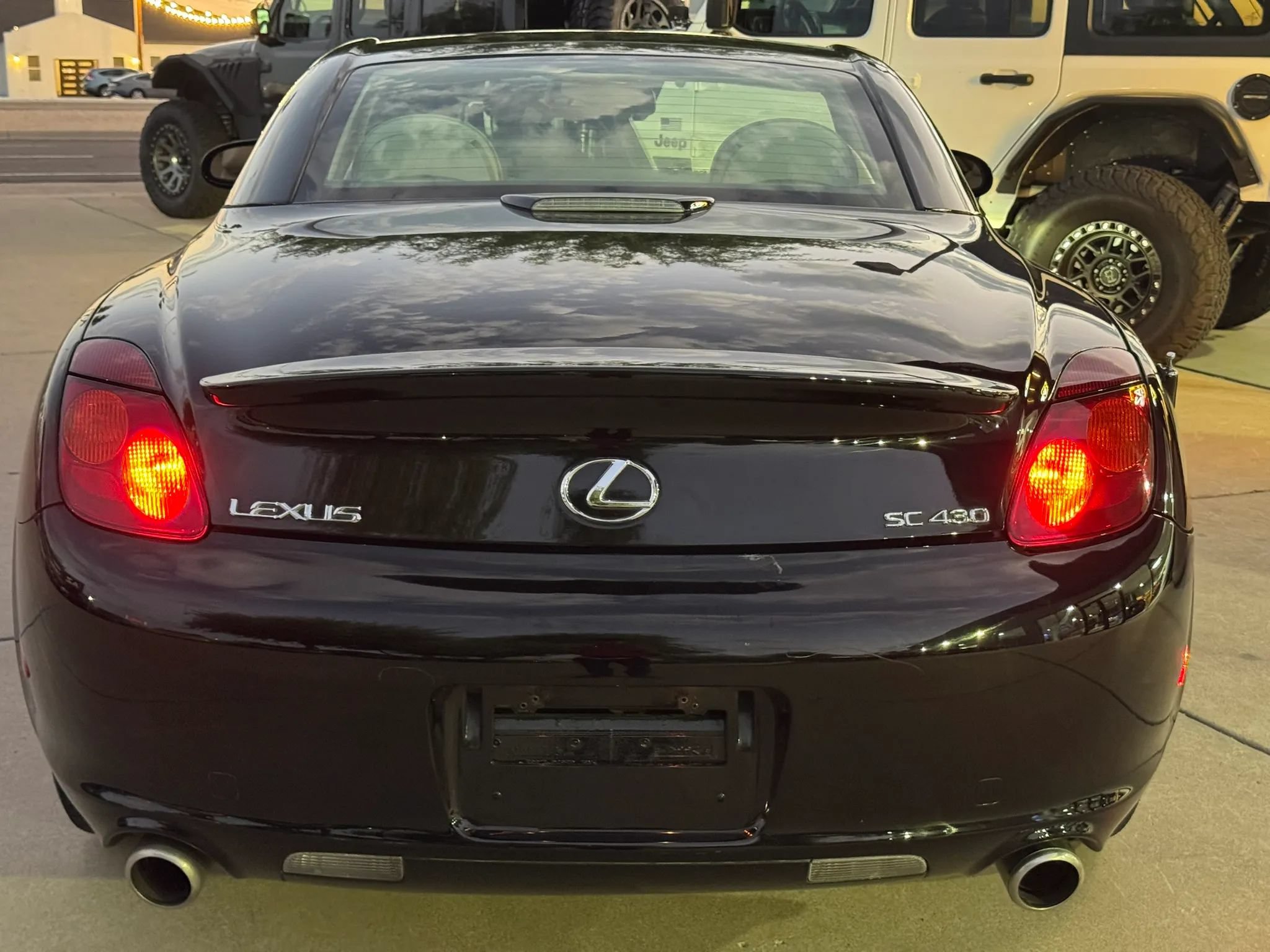 Used 2005 Lexus SC 430 Convertible RWD image 5