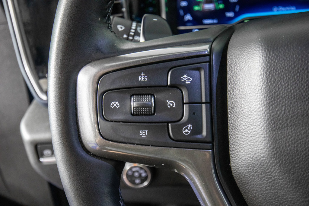 Used 2024 Chevrolet Silverado 1500 High Country w/ Technology Package AWD/4WD image 20